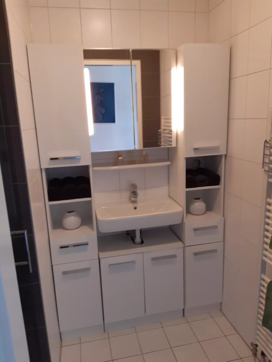 wastafel badkamer enschede lekt